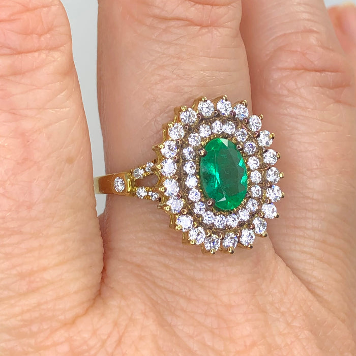Emerald oval diamond yellow gold ring