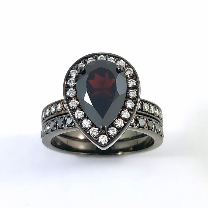RESERVED for John - Repair for Black diamond & diamond pear halo 14k gold ring - Certified