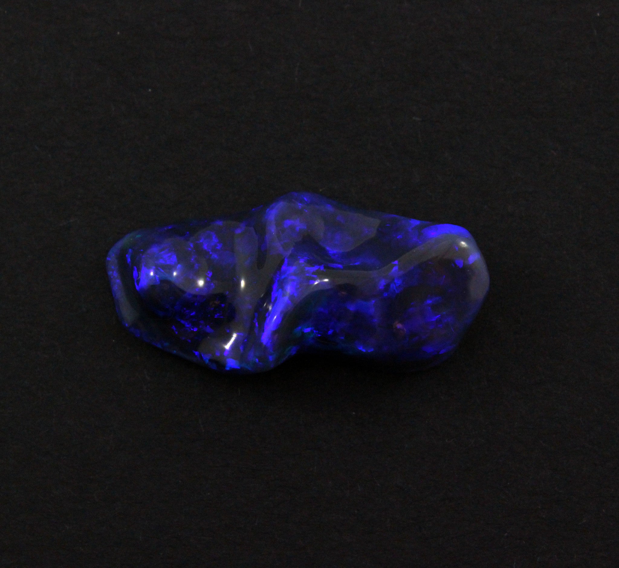 Australian jelly opal 22.94 carat loose gemstone - Solid opal freeform carving - Sarah Hughes - 3