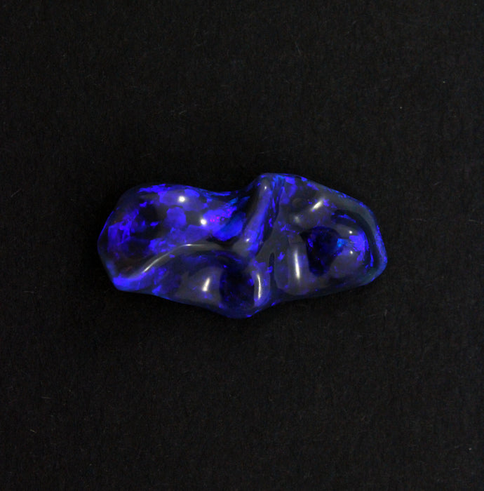 Australian jelly opal 22.94 carat loose gemstone - Solid opal freeform carving - Sarah Hughes - 4