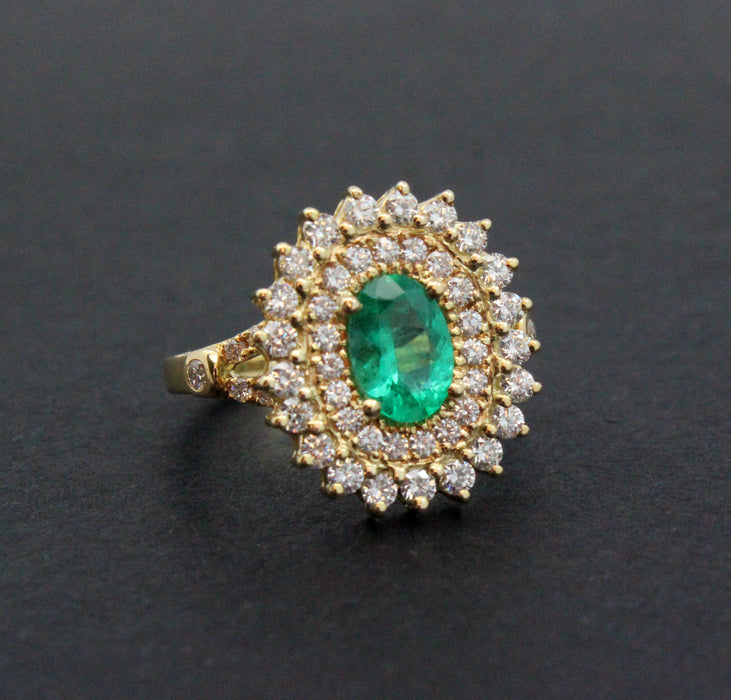 Emerald oval diamond yellow gold ring