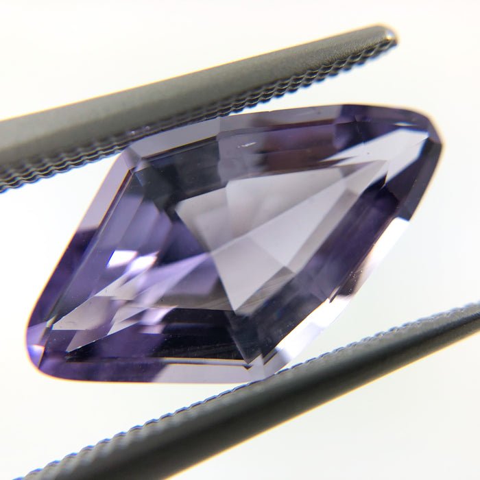 Purple Scapolite kite cut 15x8.8 3.75 carat loose gemstone - Make your own custom jewelry