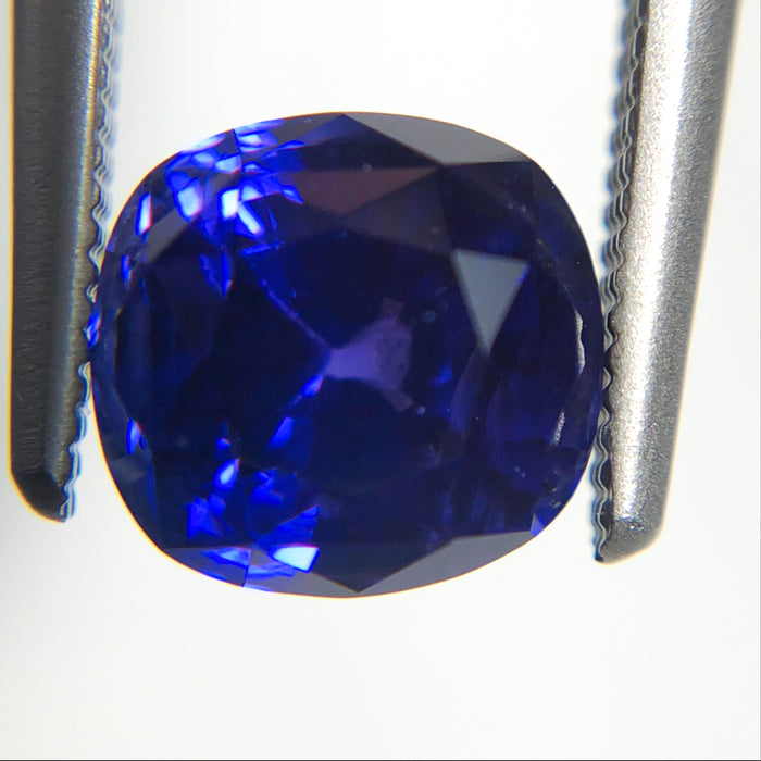 Blue Purple color change Sapphire 2.00 carat 6.63x6.24x5.17mm square cushion cut