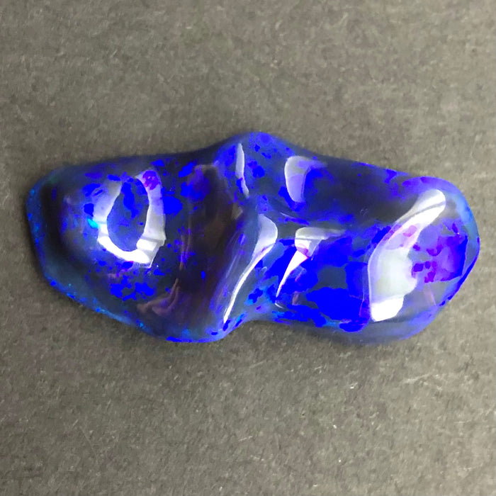 Australian jelly opal 22.94 carat loose gemstone - Carving by Daniela L'Abbate