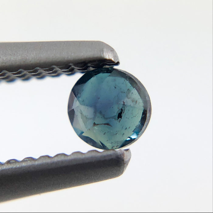 Natural colour change Alexanderite round brilliant cut 0.11 carat - Buy loose or customise